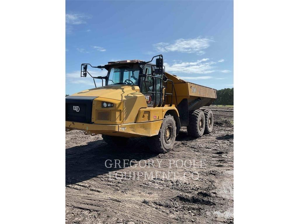 CAT 73004 アーティキュレート式ダンプトラック