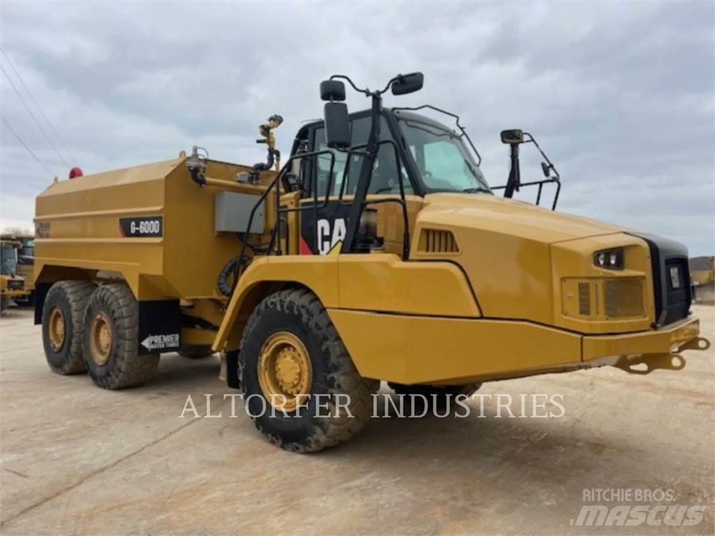 CAT 730C WT アーティキュレート式ダンプトラック