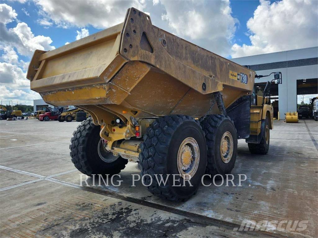 CAT 730TG アーティキュレート式ダンプトラック