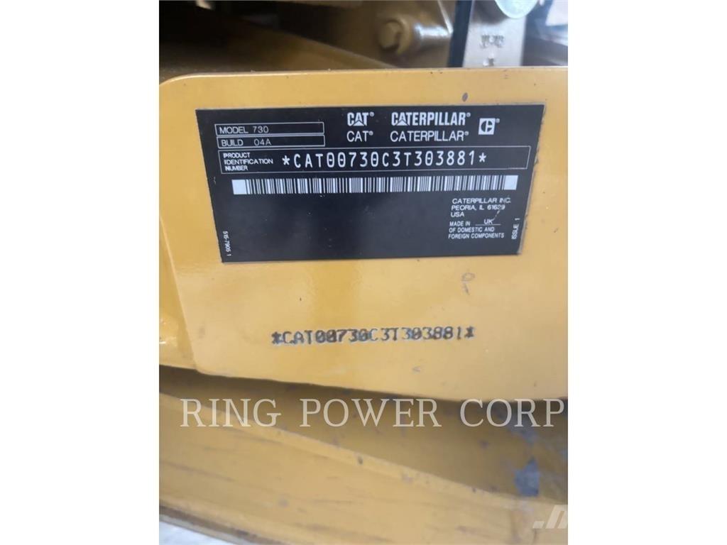 CAT 730TG アーティキュレート式ダンプトラック