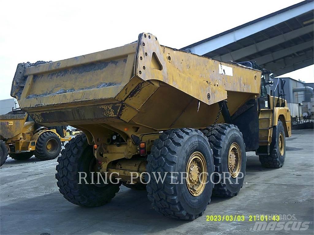 CAT 730WW タンカートラック