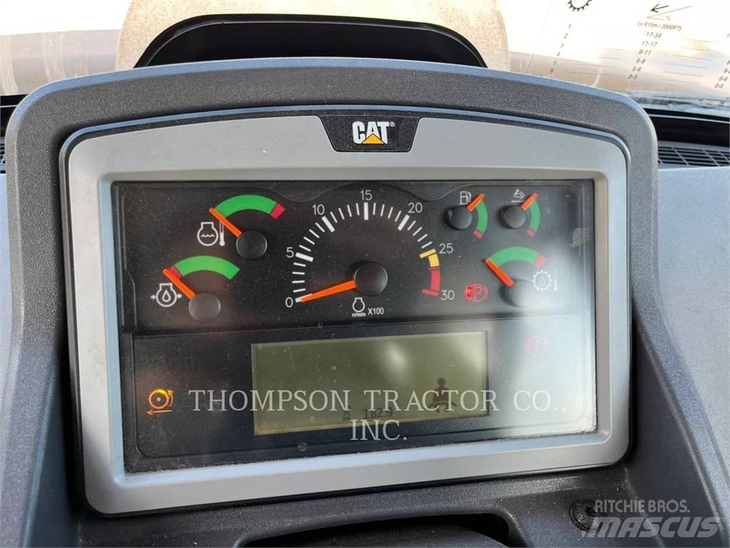 CAT 730WW アーティキュレート式ダンプトラック