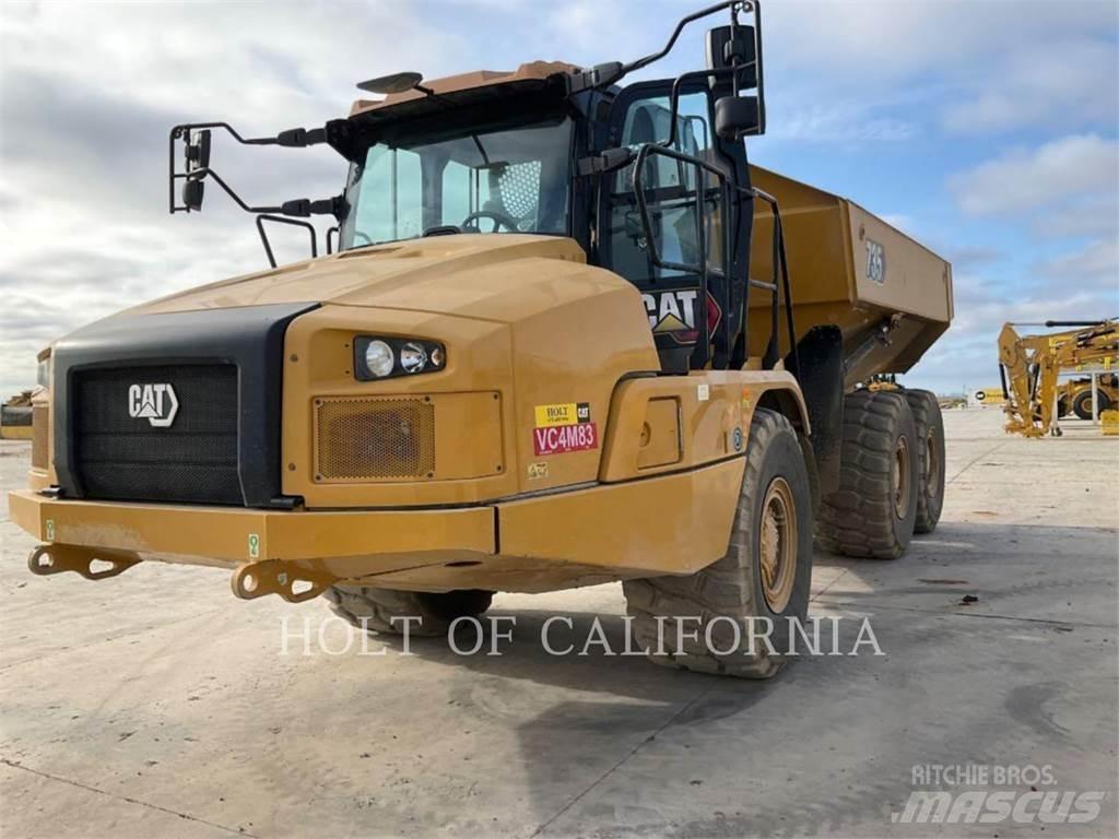 CAT 735 アーティキュレート式ダンプトラック