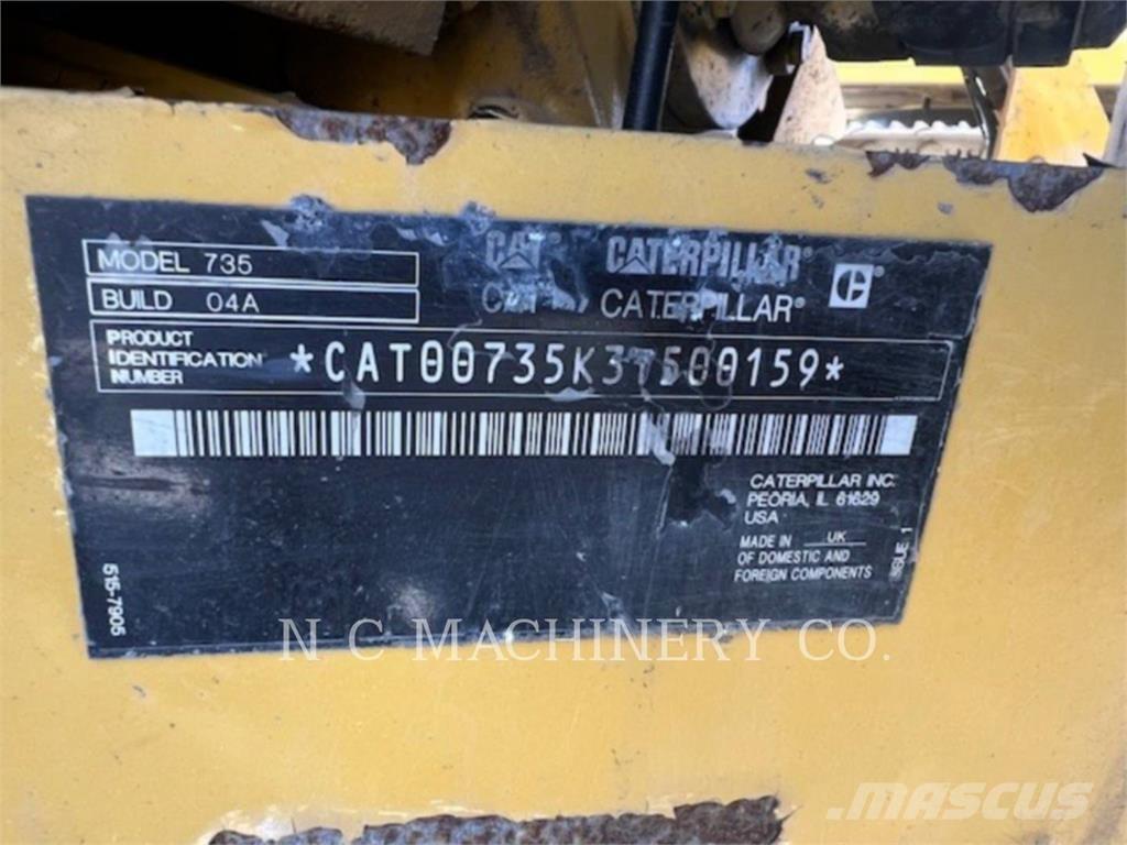 CAT 735 アーティキュレート式ダンプトラック
