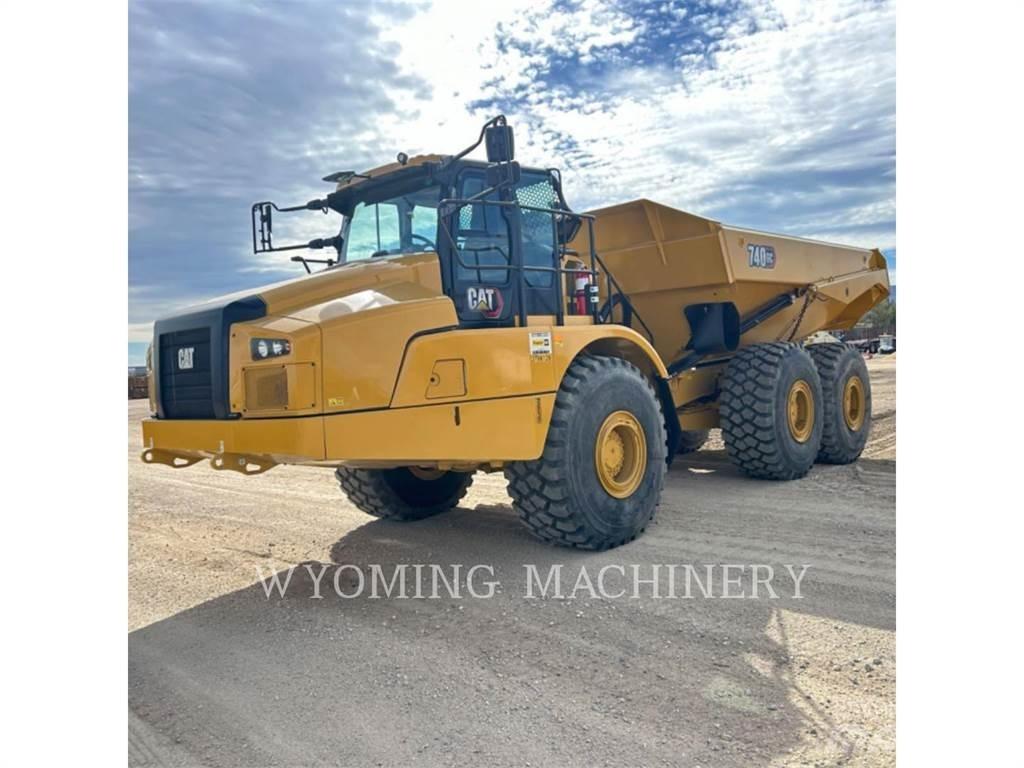 CAT 740 GC アーティキュレート式ダンプトラック