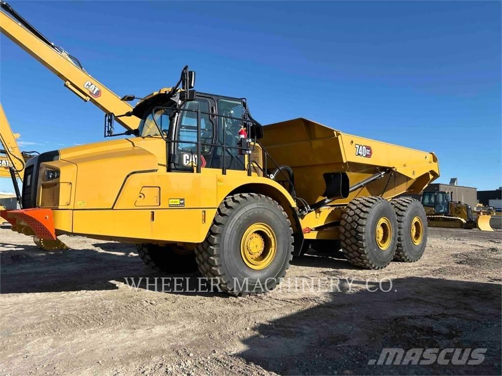 CAT 740 GC TG アーティキュレート式ダンプトラック