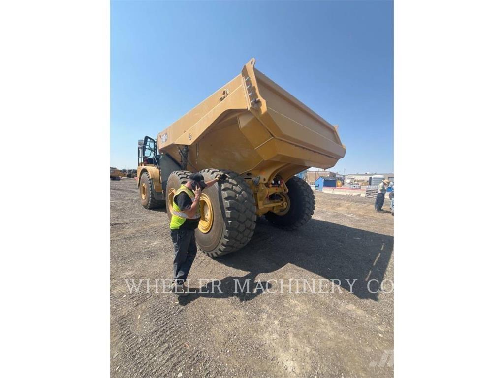 CAT 740 GC TG アーティキュレート式ダンプトラック