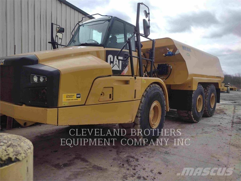 CAT 740B 給水車
