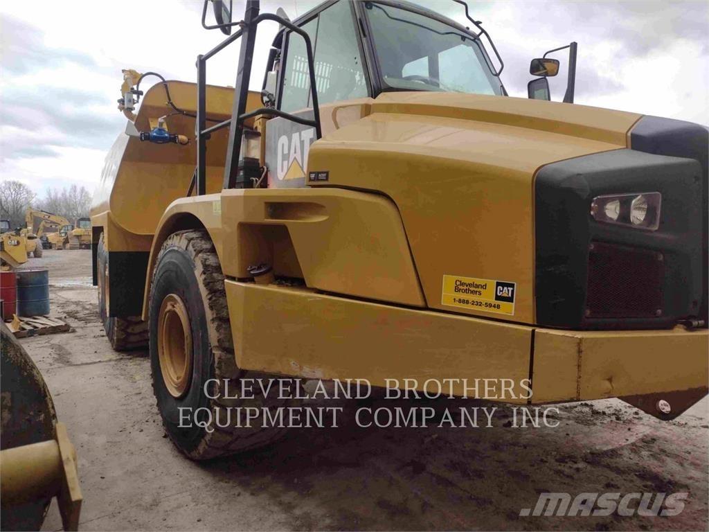 CAT 740B 給水車