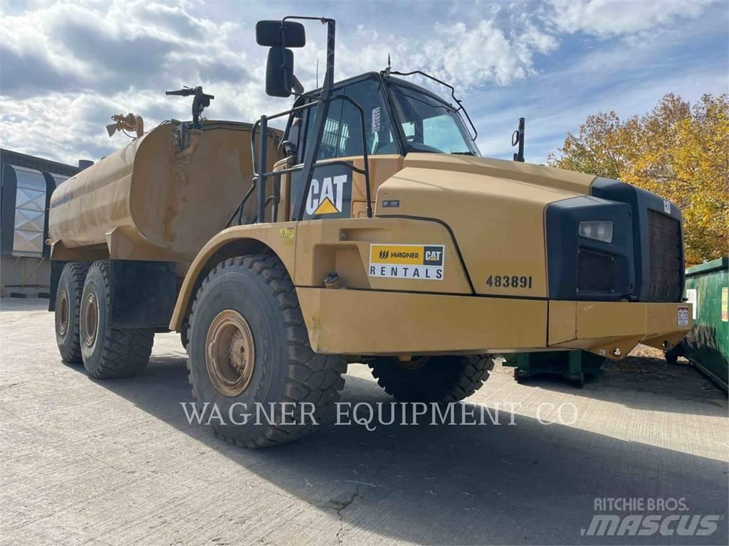 CAT 740B WT 給水車