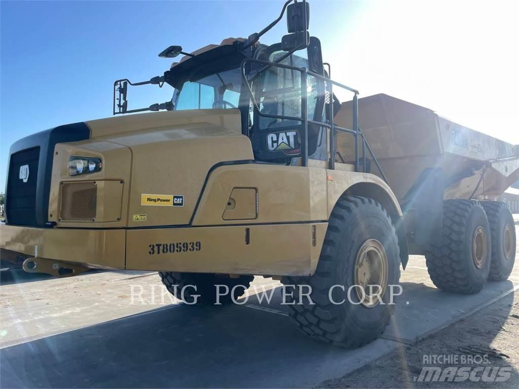 CAT 740GCTG アーティキュレート式ダンプトラック