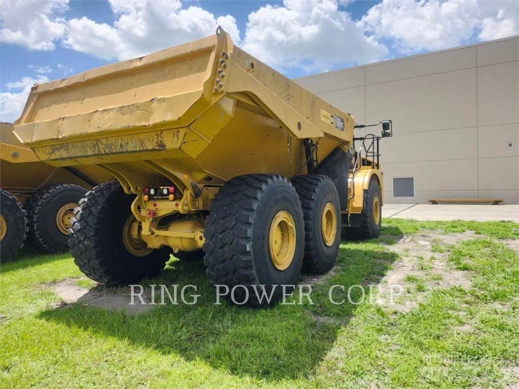 CAT 740GCTG アーティキュレート式ダンプトラック