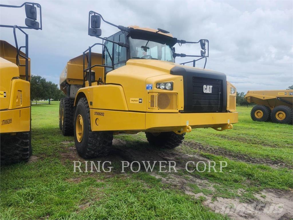 CAT 740GCTG アーティキュレート式ダンプトラック