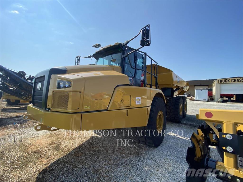 CAT 745 アーティキュレート式ダンプトラック