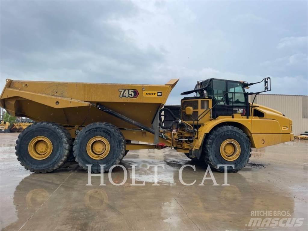 CAT 745 アーティキュレート式ダンプトラック