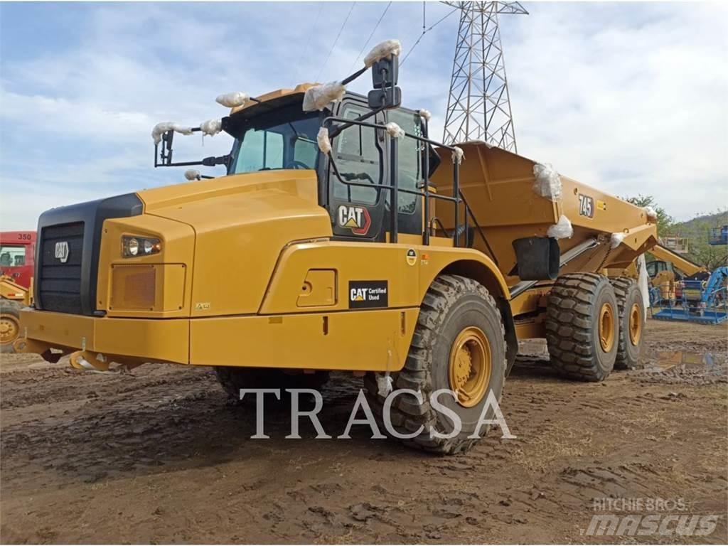 CAT 745 アーティキュレート式ダンプトラック