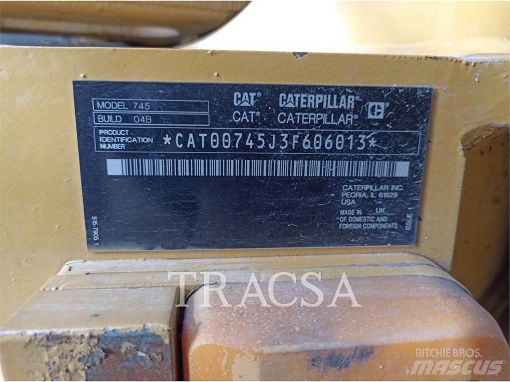 CAT 745 アーティキュレート式ダンプトラック