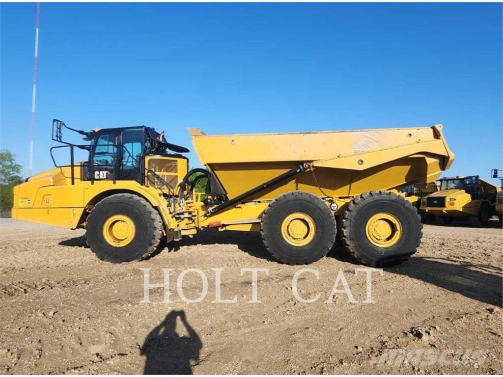 CAT 745 アーティキュレート式ダンプトラック
