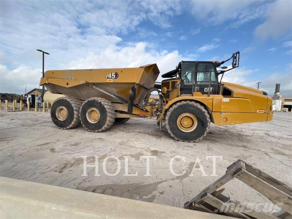 CAT 745 アーティキュレート式ダンプトラック