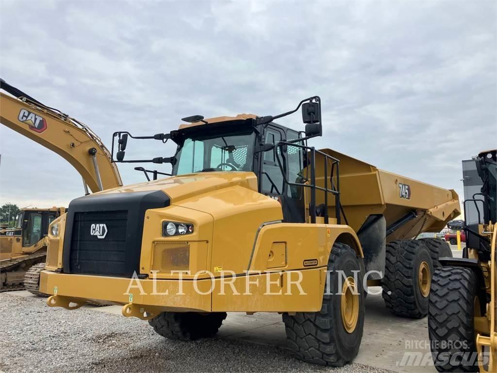 CAT 745-04 アーティキュレート式ダンプトラック