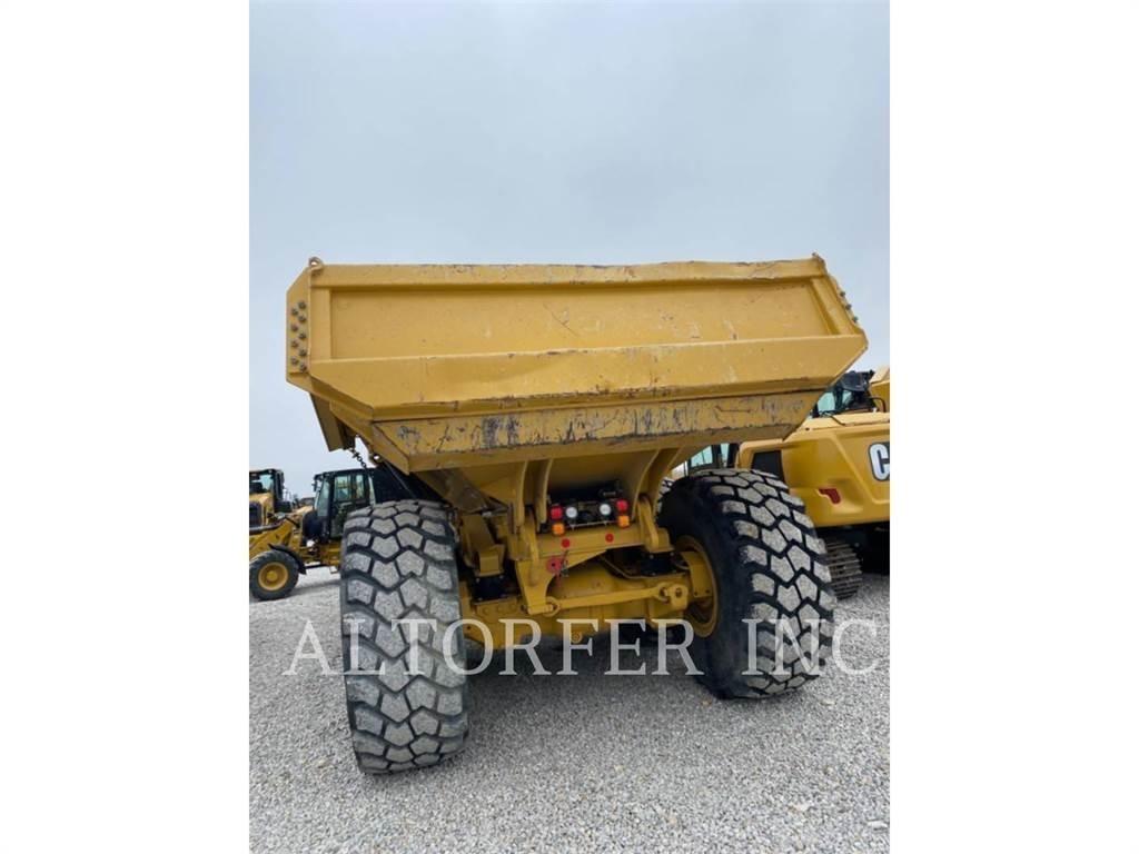 CAT 745-04 アーティキュレート式ダンプトラック