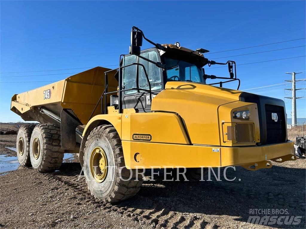 CAT 745-04 アーティキュレート式ダンプトラック
