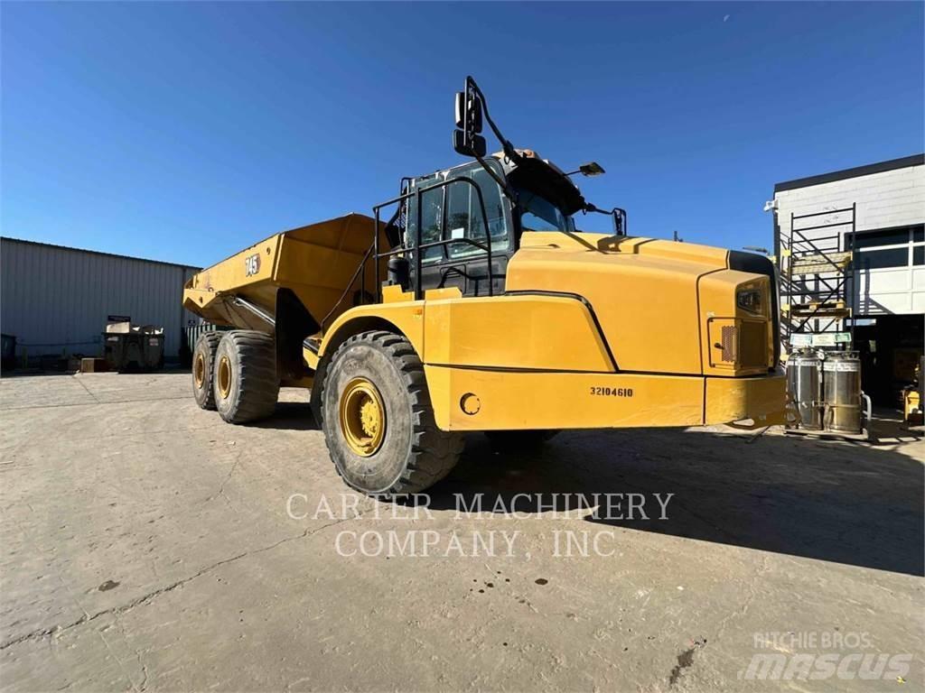 CAT 745-04 アーティキュレート式ダンプトラック