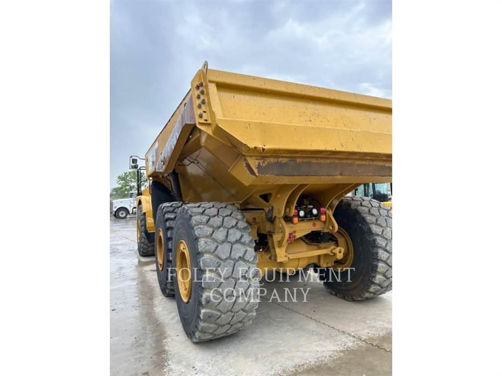 CAT 745-04 アーティキュレート式ダンプトラック