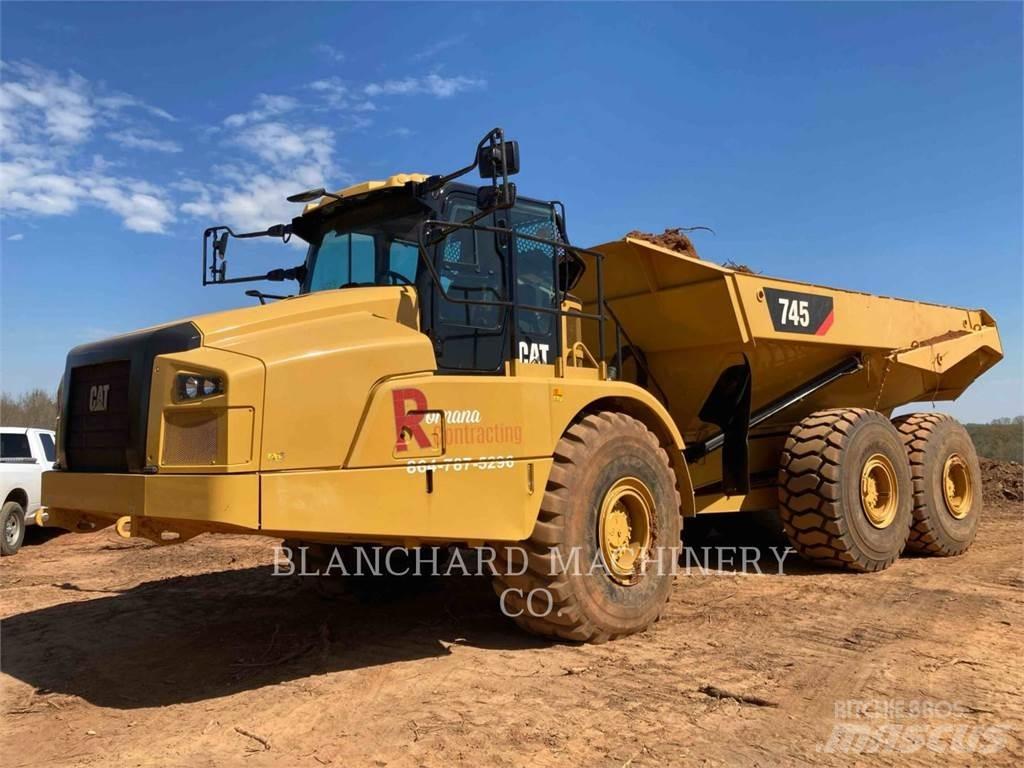 CAT 745-04 アーティキュレート式ダンプトラック