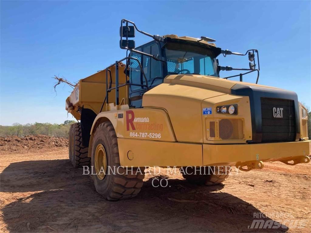 CAT 745-04 アーティキュレート式ダンプトラック
