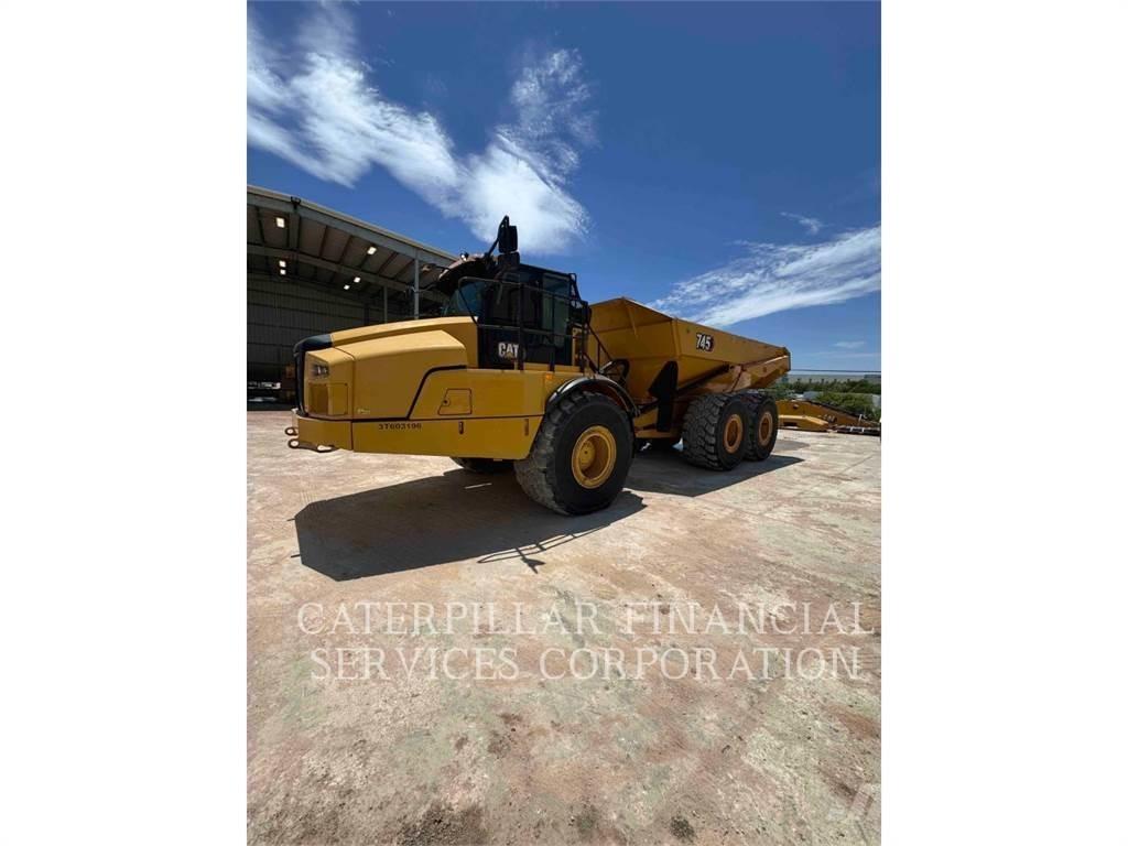 CAT 745-04 アーティキュレート式ダンプトラック
