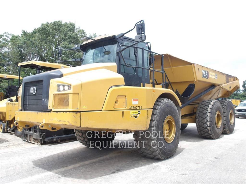 CAT 745-04 アーティキュレート式ダンプトラック