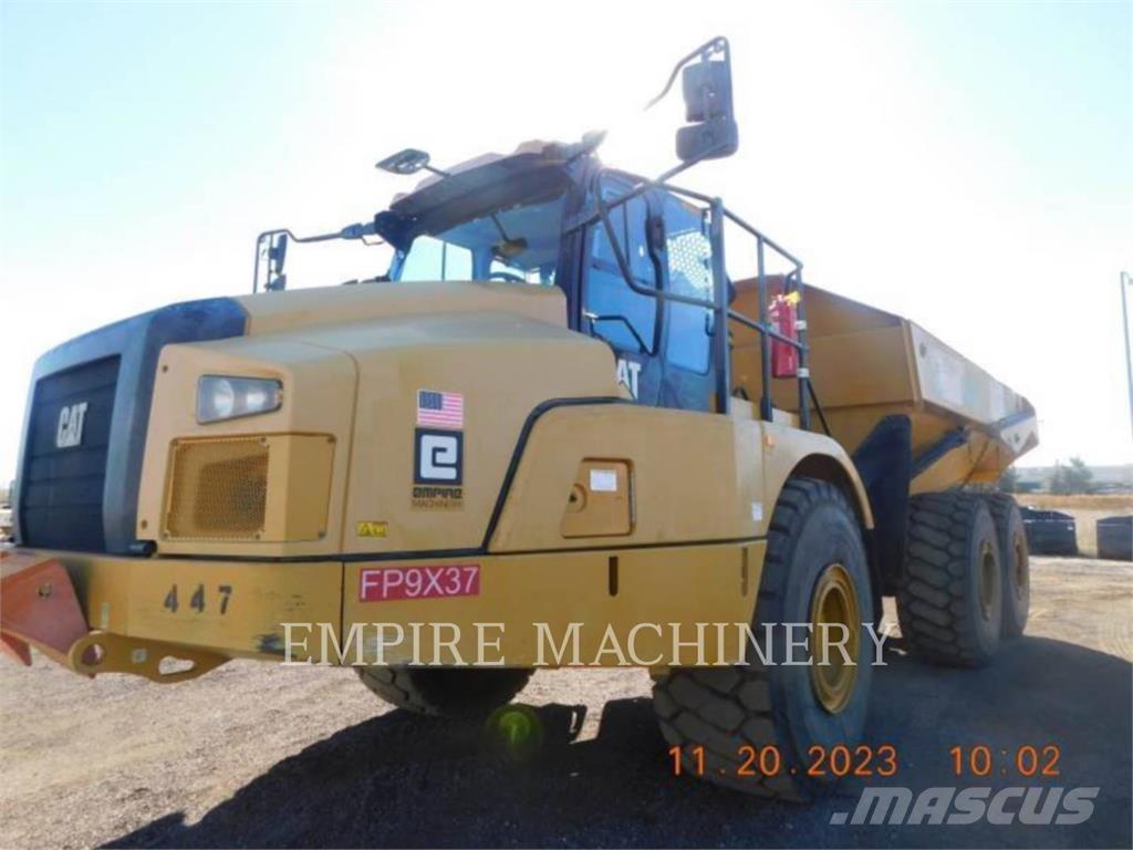 CAT 745-04 アーティキュレート式ダンプトラック