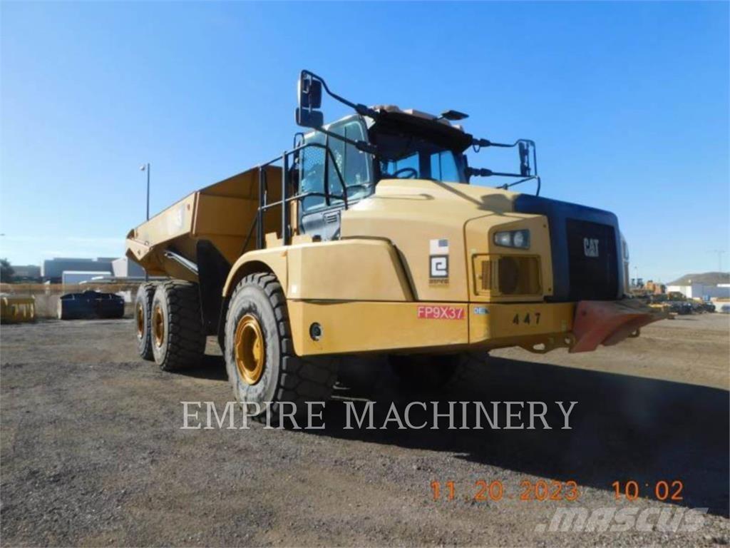 CAT 745-04 アーティキュレート式ダンプトラック