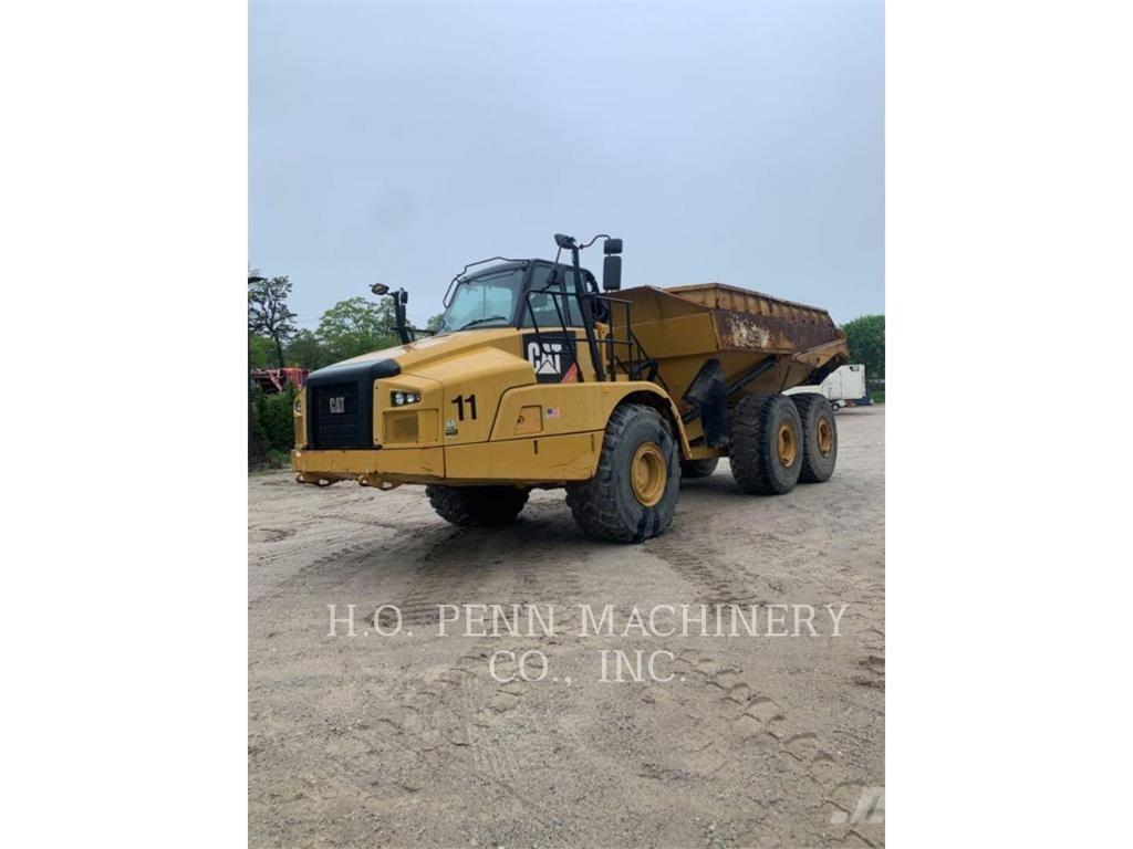 CAT 745 C アーティキュレート式ダンプトラック