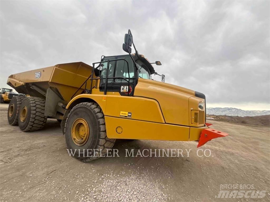 CAT 745 TG アーティキュレート式ダンプトラック