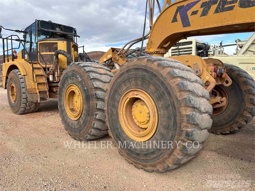 CAT 745 W/PAN アーティキュレート式ダンプトラック