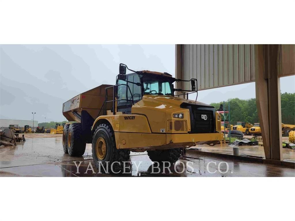 CAT 74504 アーティキュレート式ダンプトラック