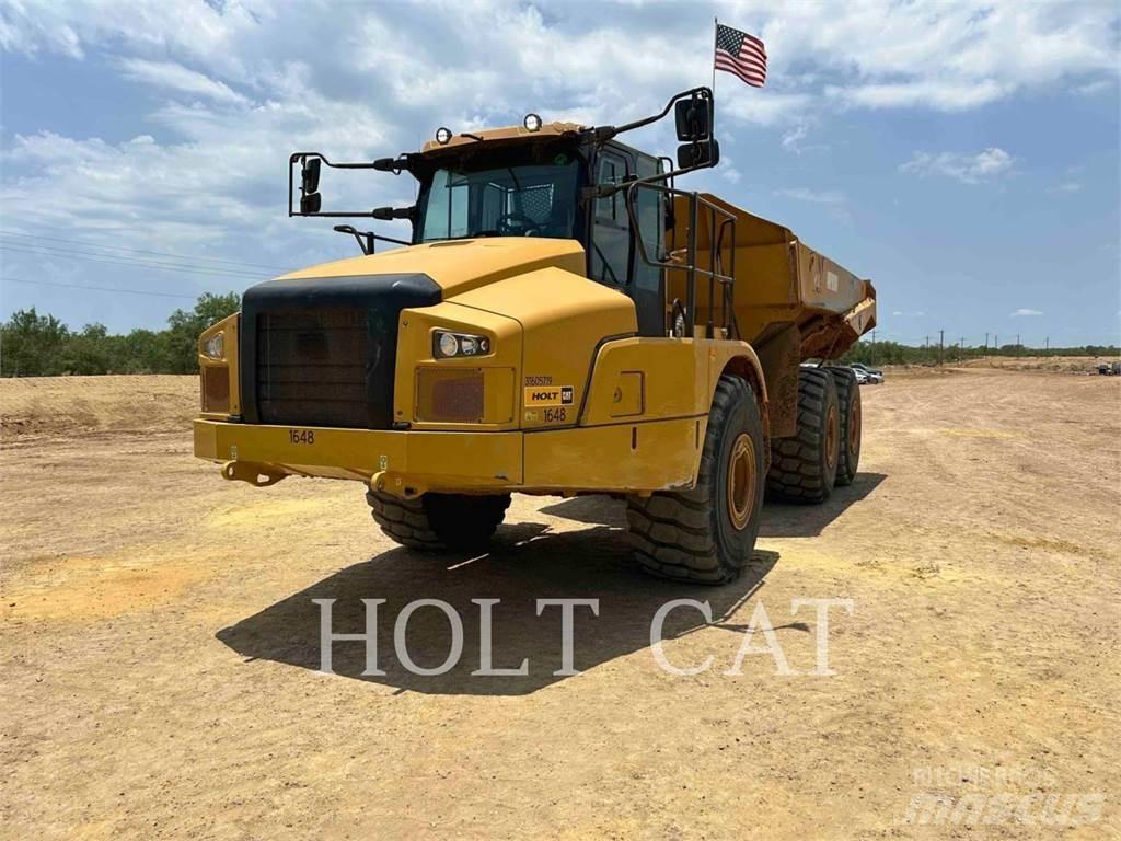CAT 74504 アーティキュレート式ダンプトラック