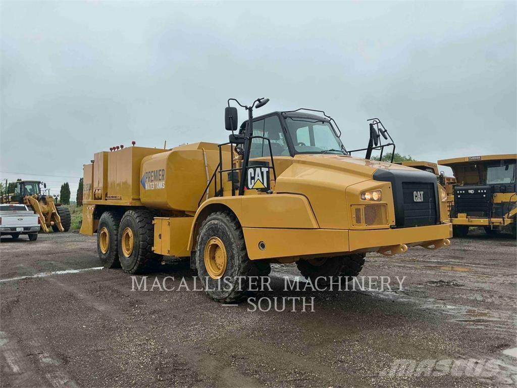 CAT 745C アーティキュレート式ダンプトラック