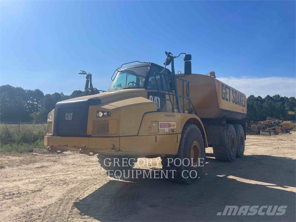 CAT 745C アーティキュレート式ダンプトラック