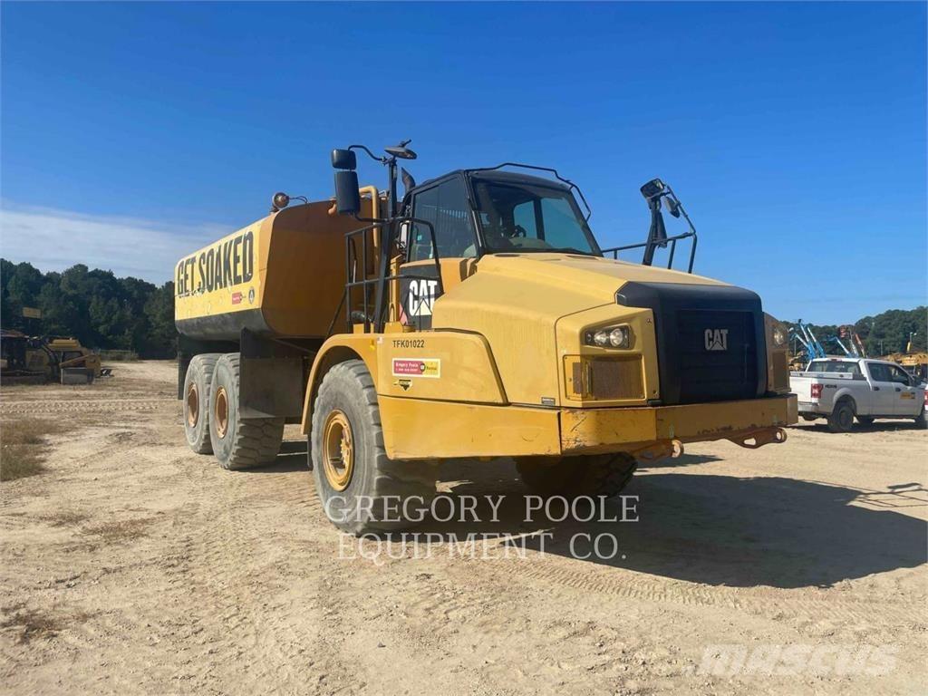 CAT 745C アーティキュレート式ダンプトラック