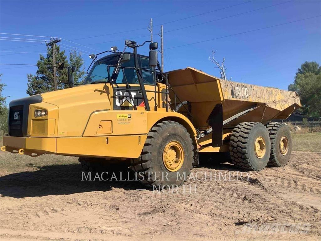 CAT 745C アーティキュレート式ダンプトラック