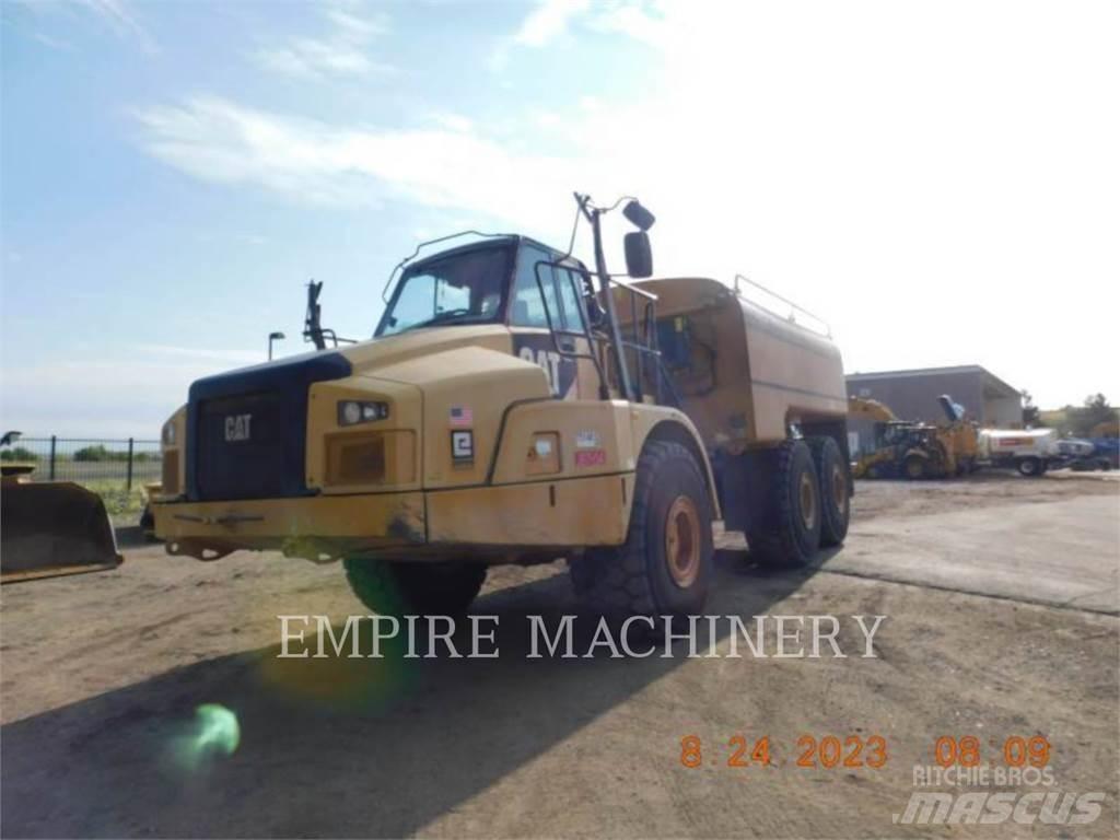 CAT 745C WT 給水車
