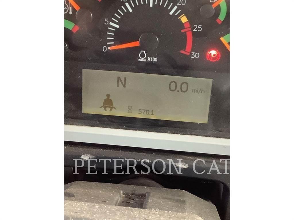 CAT 772G コンクリートアクセサリー・アタッチメント