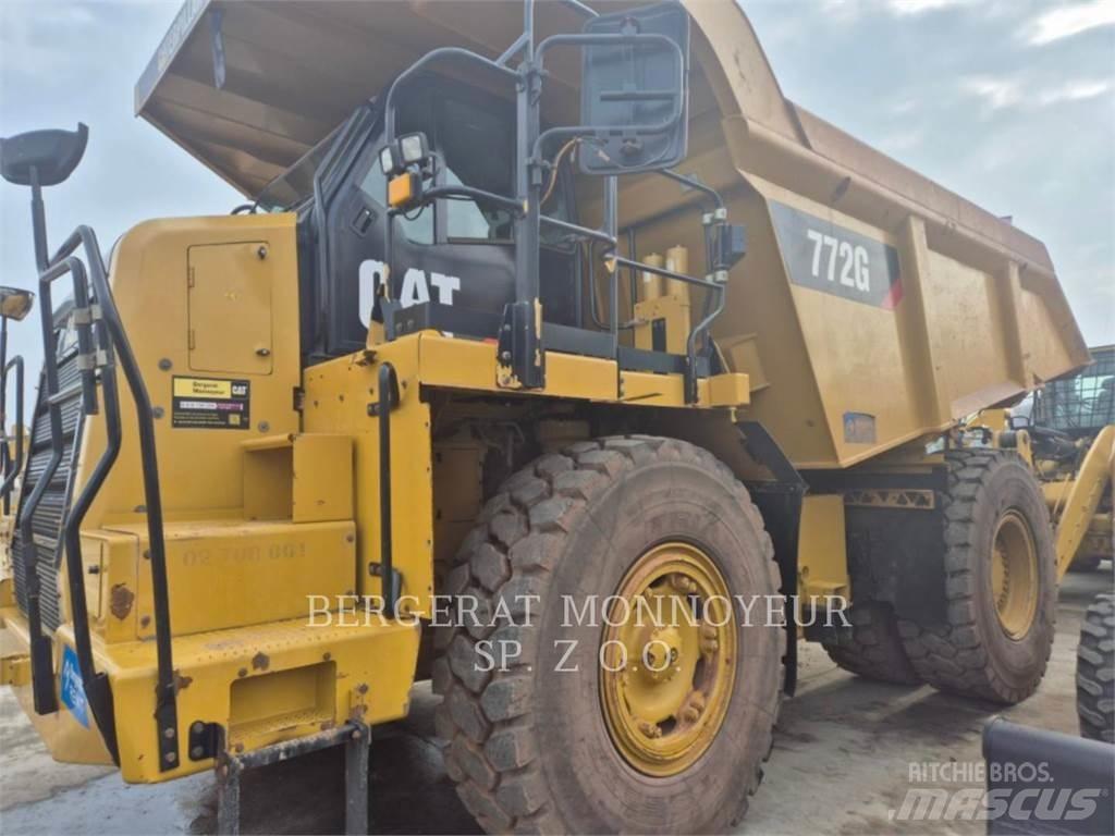 CAT 772G アーティキュレート式ダンプトラック