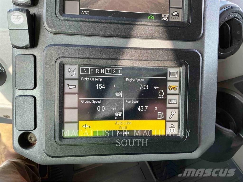 CAT 773G アーティキュレート式ダンプトラック