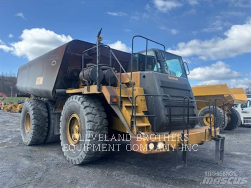 CAT 775F WW 給水車