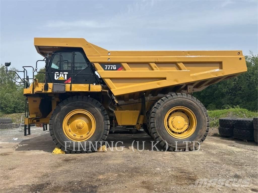 CAT 777G アーティキュレート式ダンプトラック