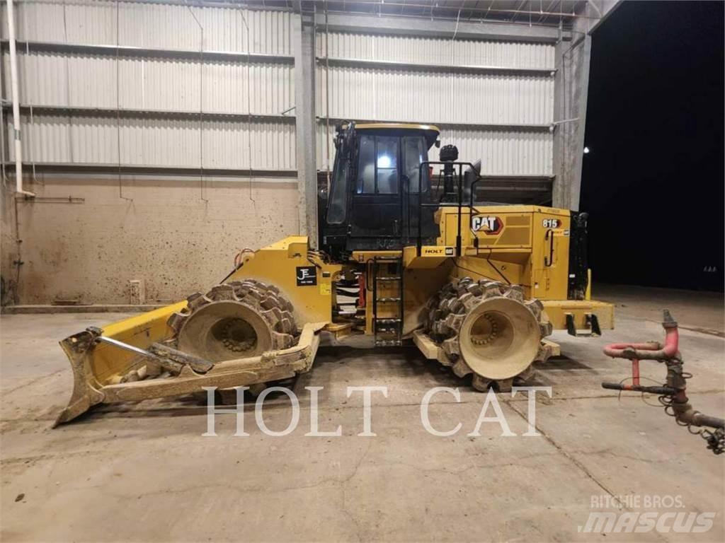 CAT 815 ソイルコンパクター